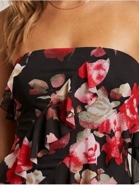 Strapless Ruffle Top Bonus Scarf